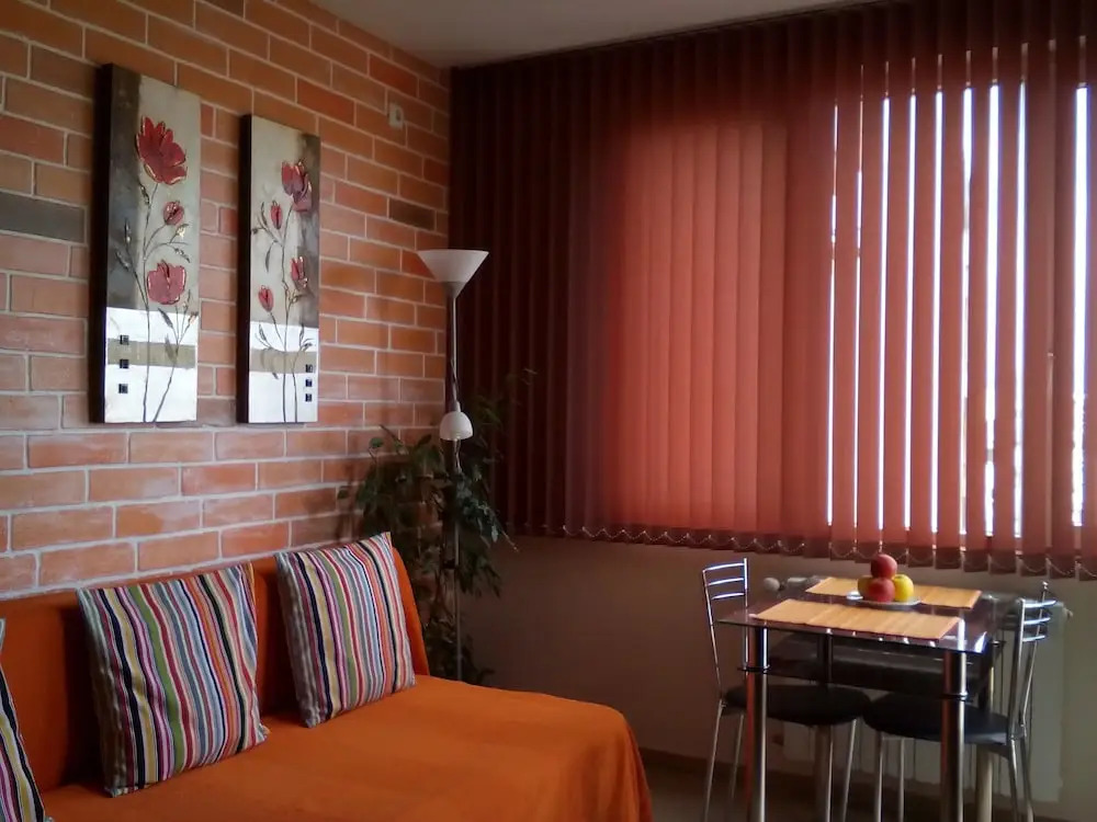 Noi Parliamo Italiano Apartamento