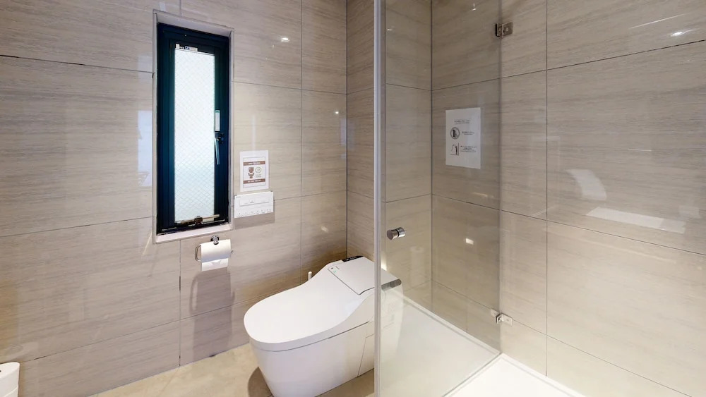 M/W Hotel