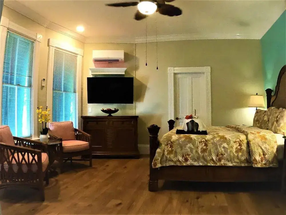 La Pensione Inn - Adult Exclusive