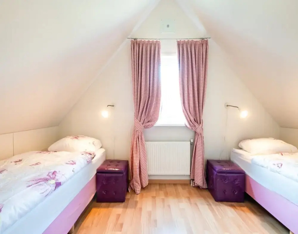 Holiday Home in Sint Maartenszee for 6