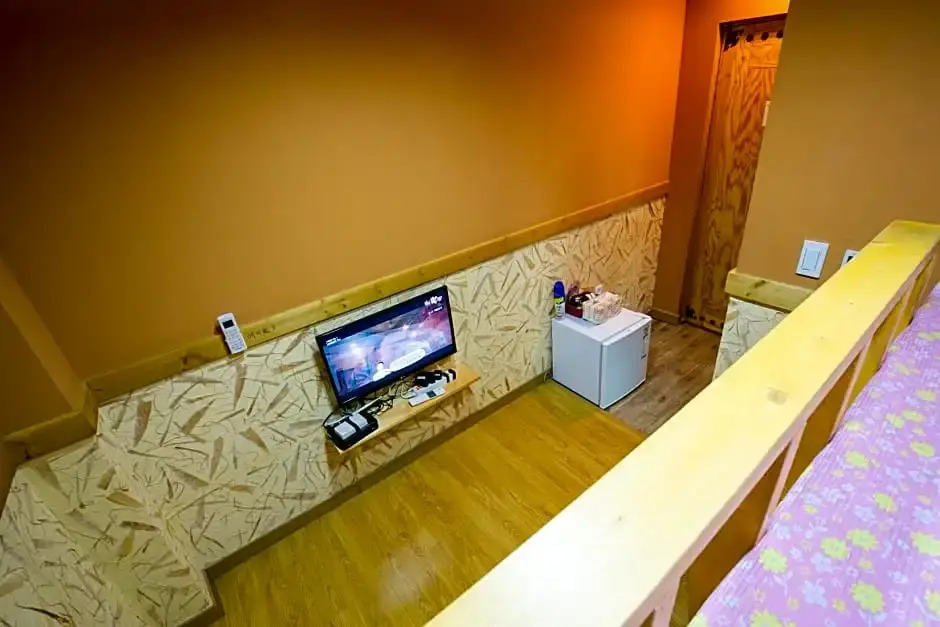 Ddlanche Guesthouse New Building