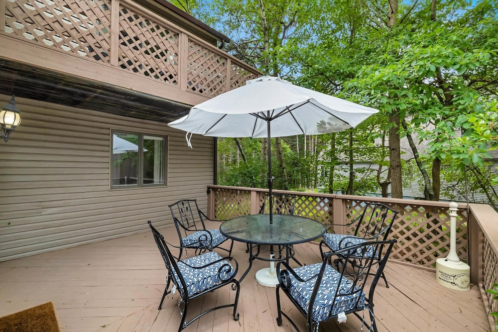 Indoorpool Hottub Gameroom Firepit Dogfriendly