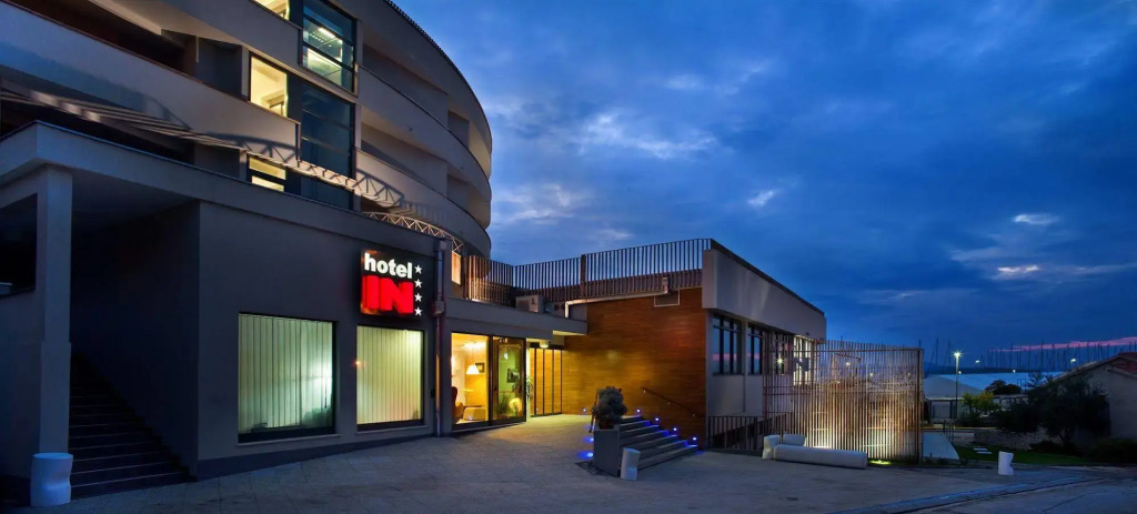 Hotel IN