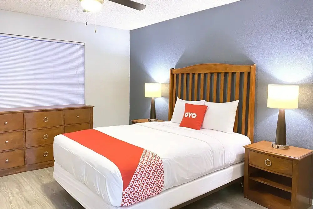 OYO Apartments at Eden Pointe