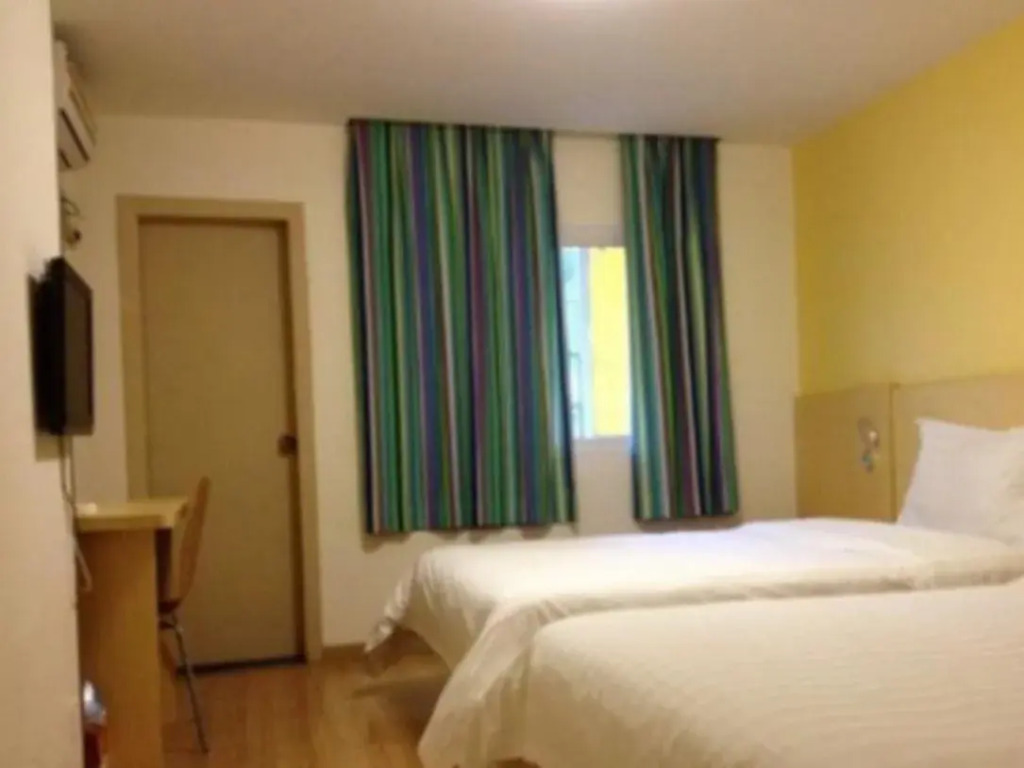 7 Days Inn Shajin Public Plaza Branch