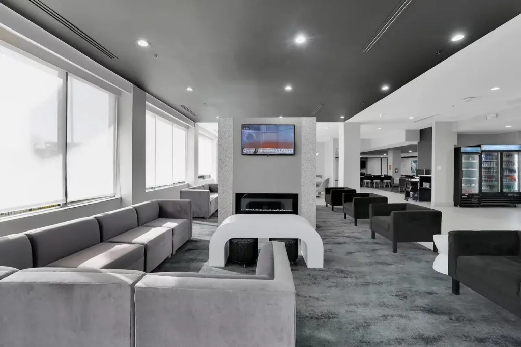 Holiday Inn Express & Suites Washington DC - NoMA by IHG