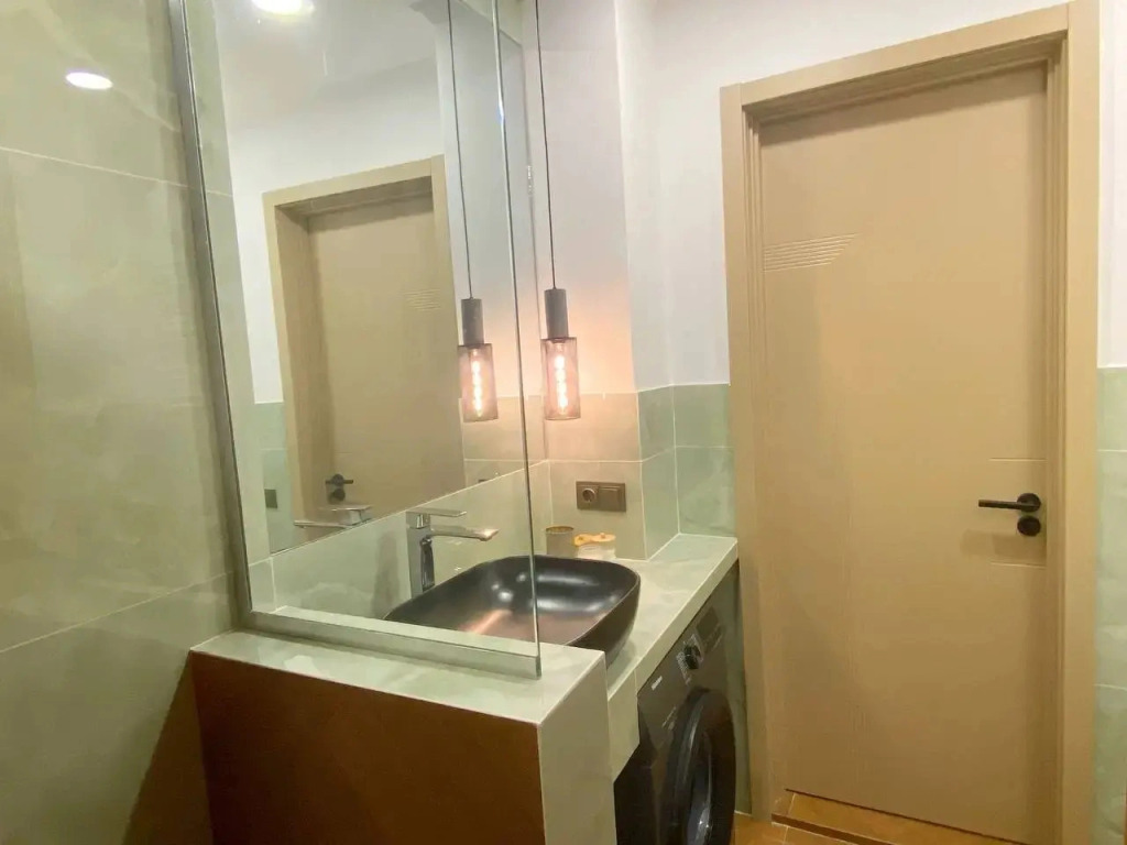 Апартаменты Stylish Studio Apartment in City Center