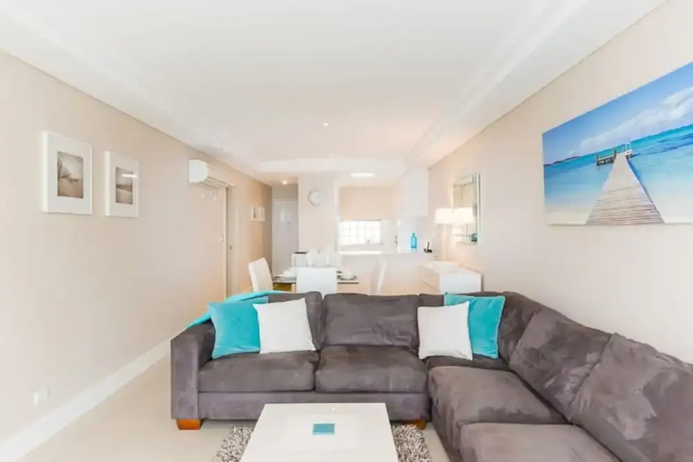 The White Pearl Apartment Direct Ocean Views Top Floor