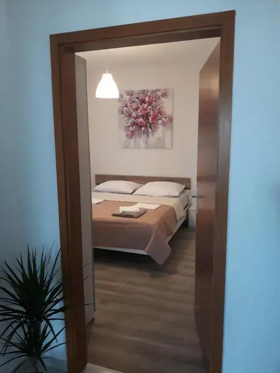 Apartment Lukrecija