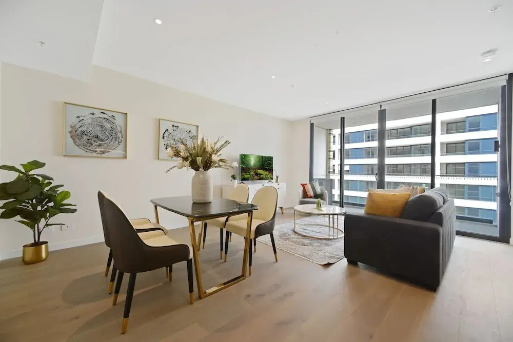 HomeHotel-Luxurious High Rise Apt