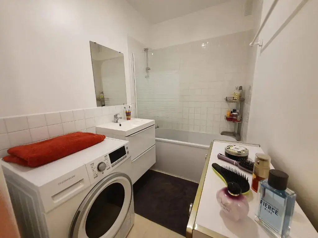 EXIGEHOME-Bel appartement avec patio à 10 min de Versailles