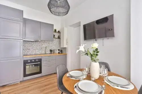NEW ! Outstanding 2BR & 1BR Apt in Paris 15