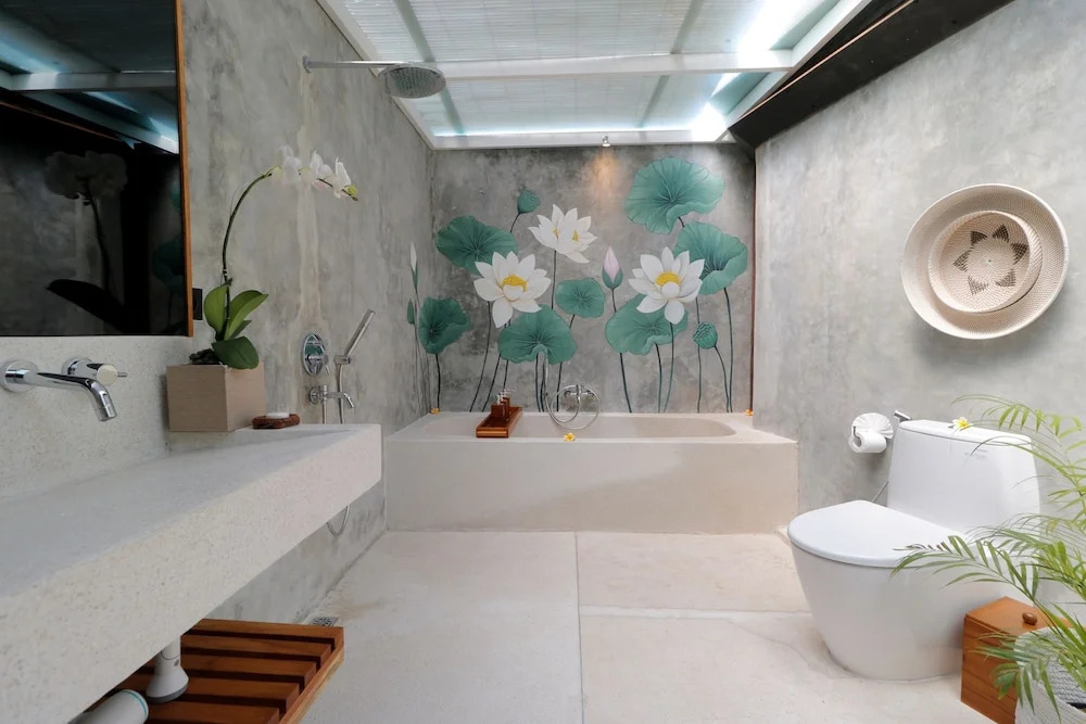 The Sender Pool Suites