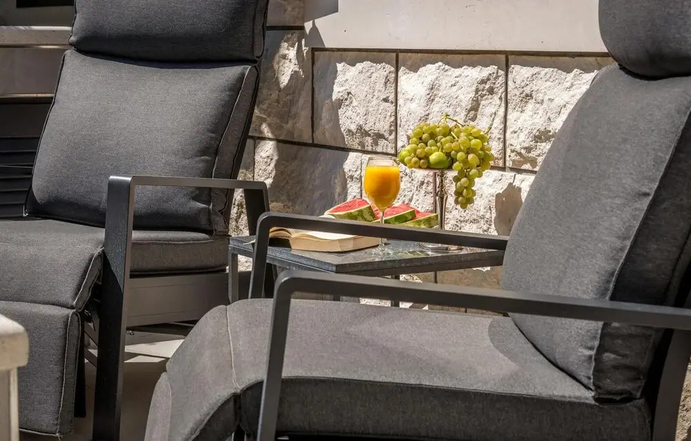 Beautiful Apartment in Dubrovnik With Outdoor Swimming Pool, Wifi and 2 Bedrooms