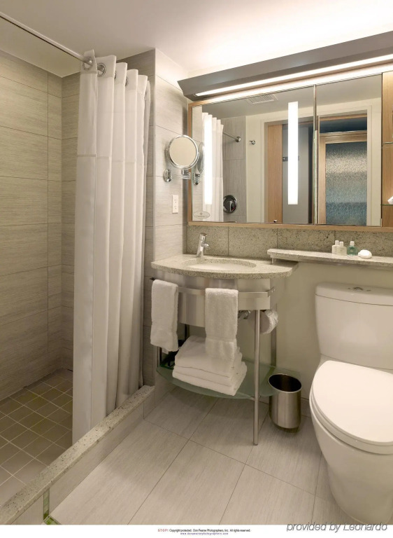 The Jewel Hotel, New York