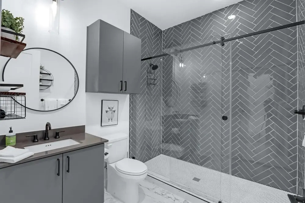 Relax in a Luxe Resort-style Condo