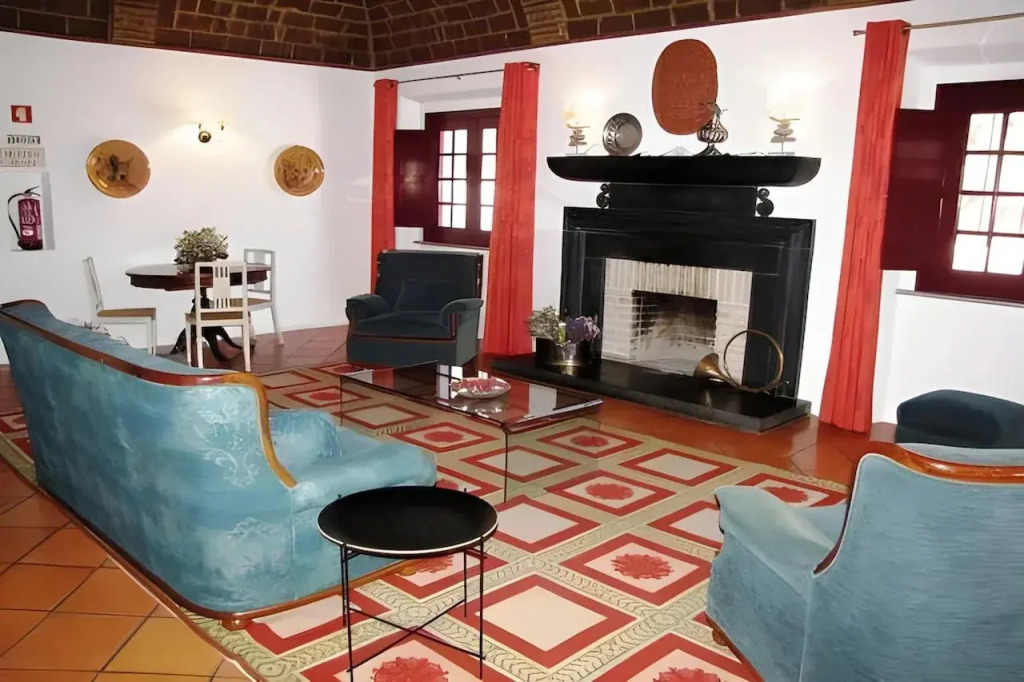Horta da Moura by WOT Signature