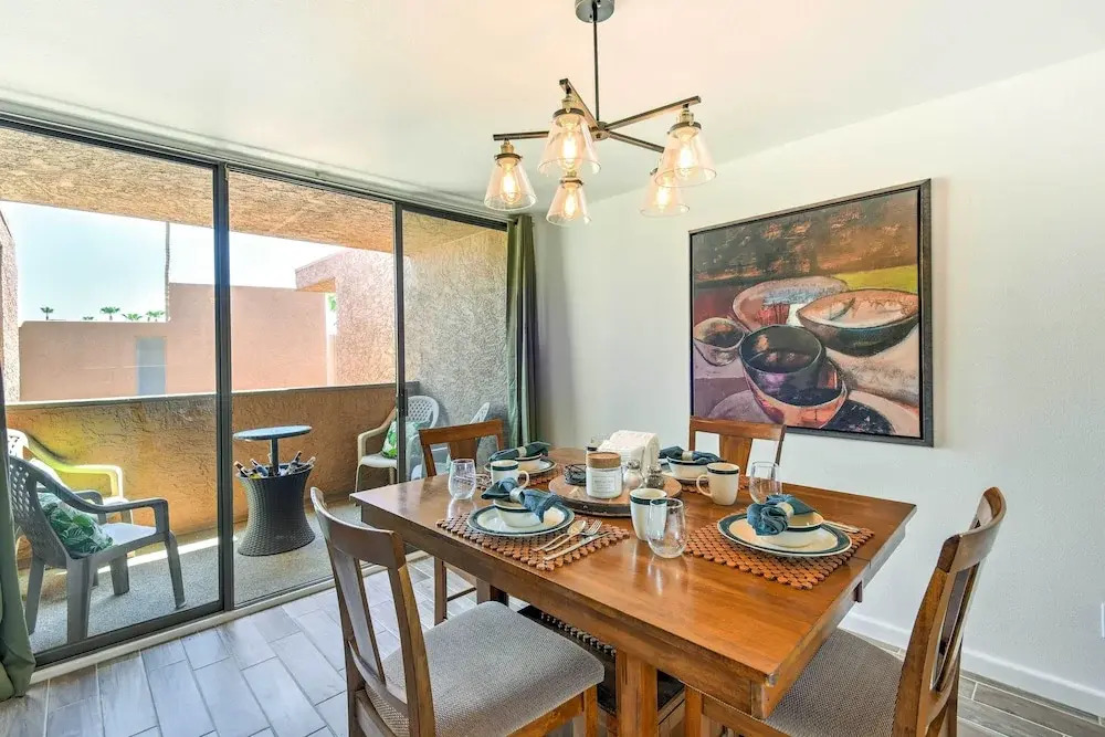 3 Mi to Old Town: Scottsdale Condo w/ Pool & Lake