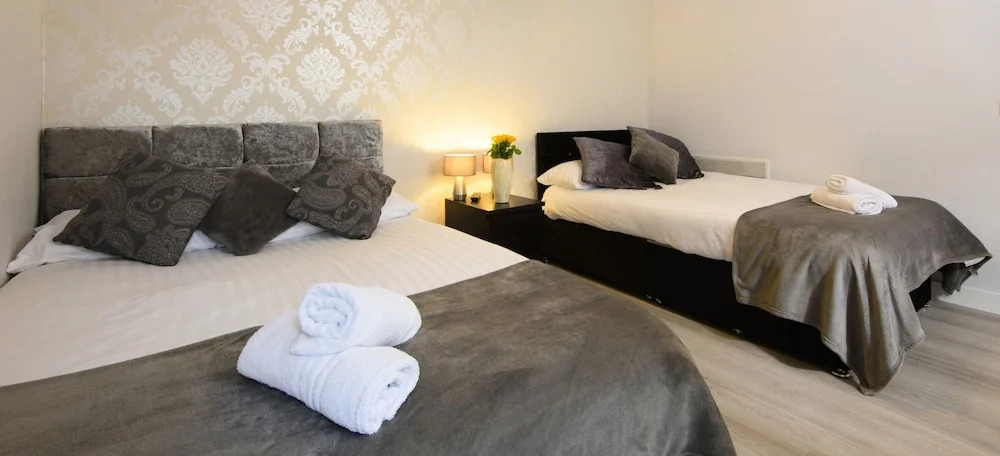 1 bed Apartment Close to Football Grounds