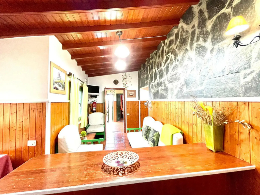 Casa Rural 3 con Barbacoa Cerca de Playa Hermigua
