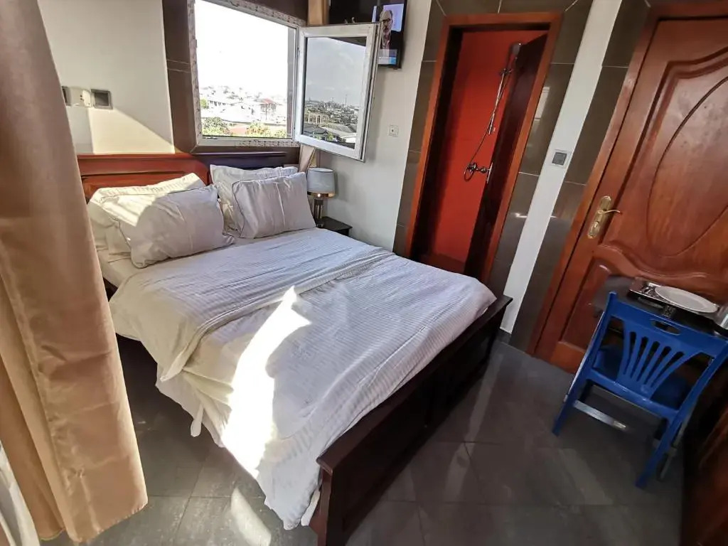 Chambre Hôtelière MB-301B - F1W