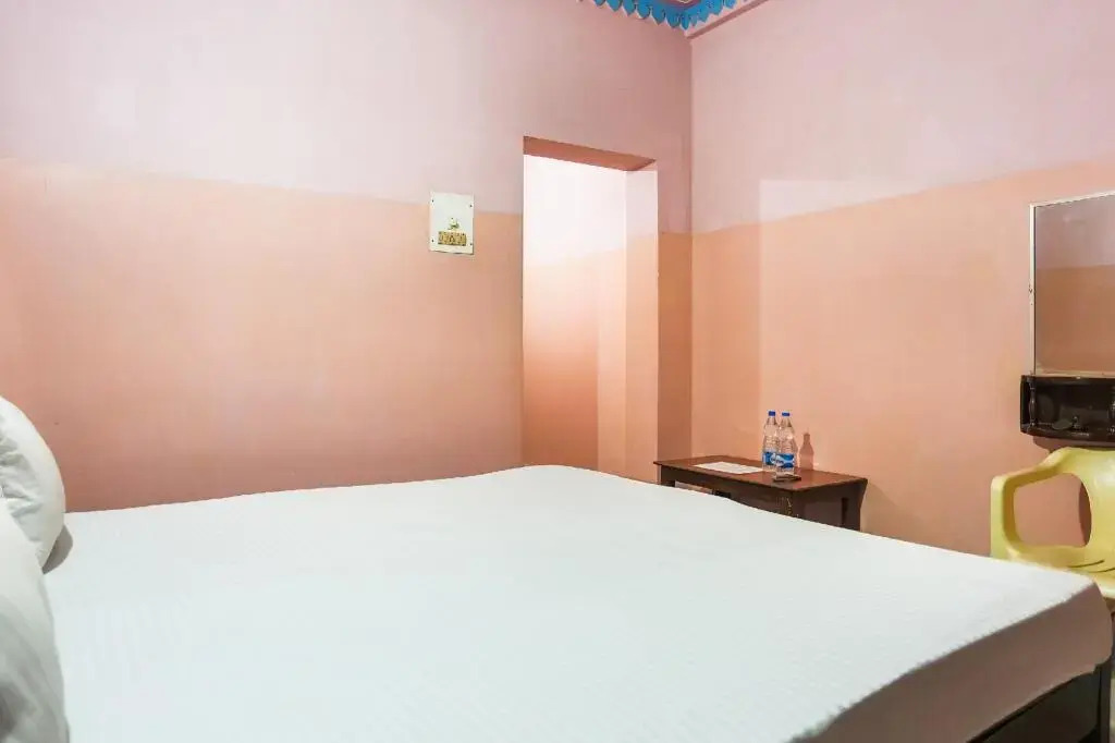 Indra Bhawan Lodge by OYO Rooms