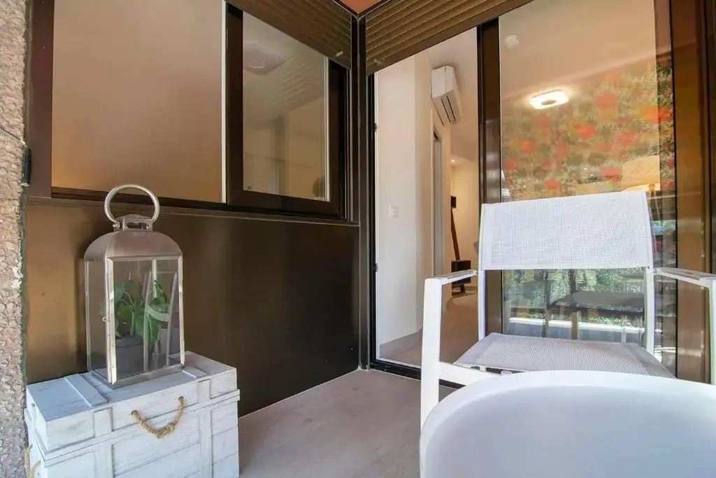Beautiful Apartment next to Santiago Bernabeu by Batuecas