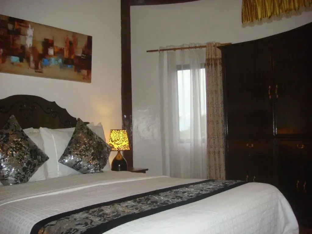 Padre Burgos Castle Resort