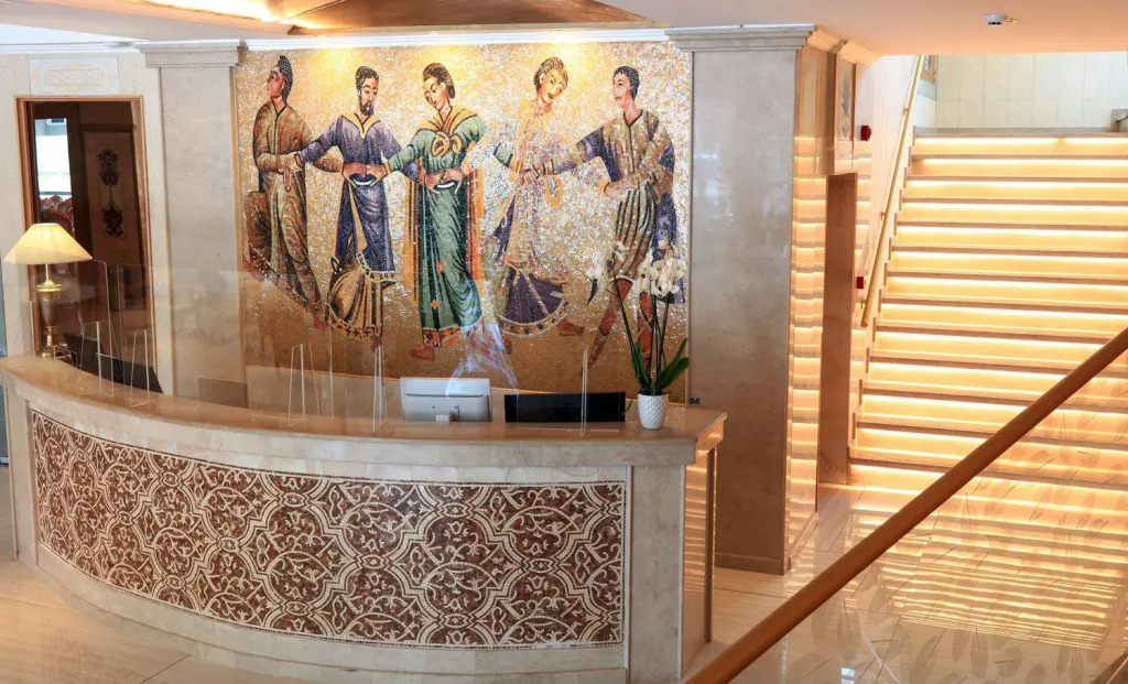 Mythos Palace Resort
