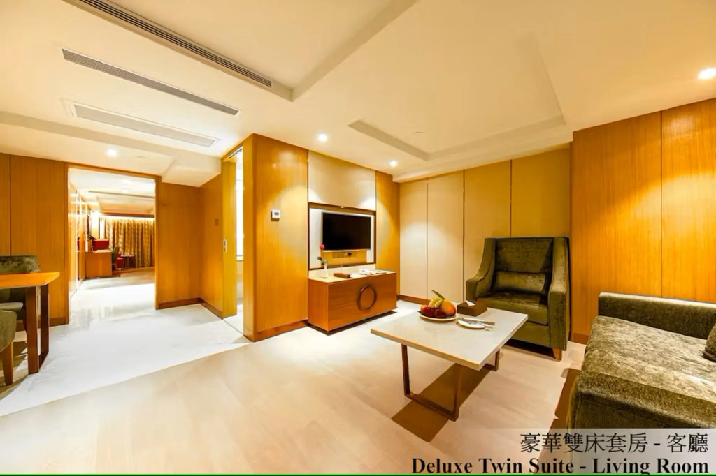 Royal Dragon Hotel