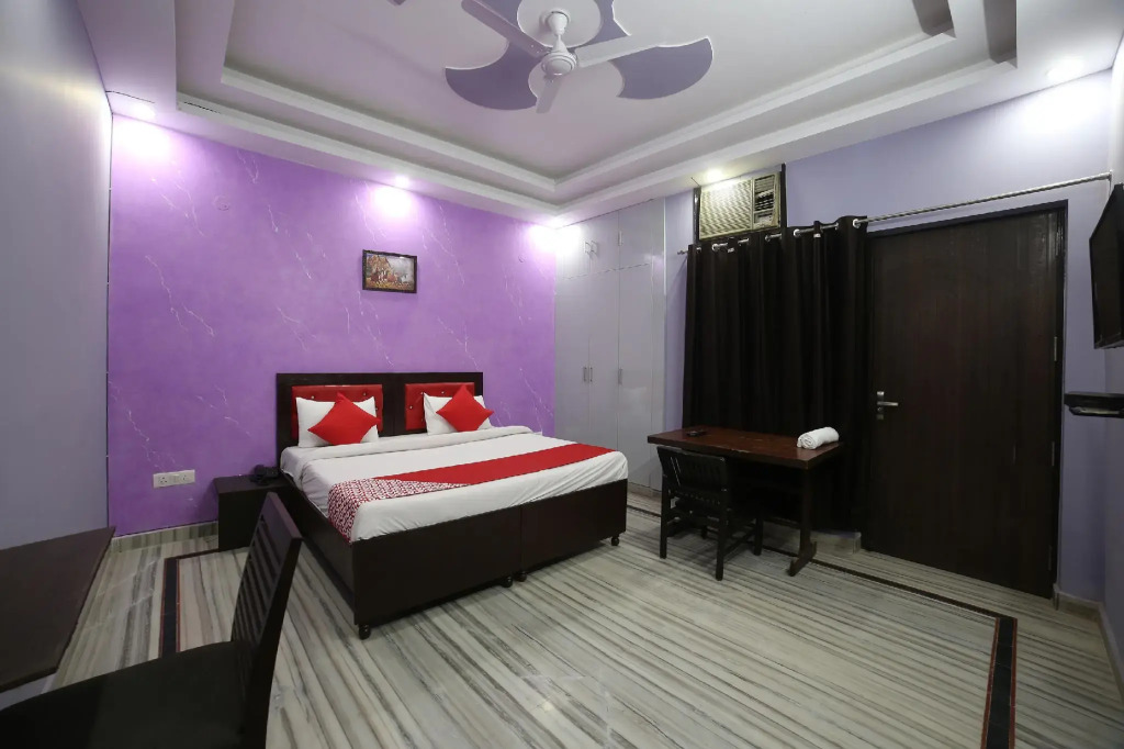 OYO 30385 Avyaan Residency