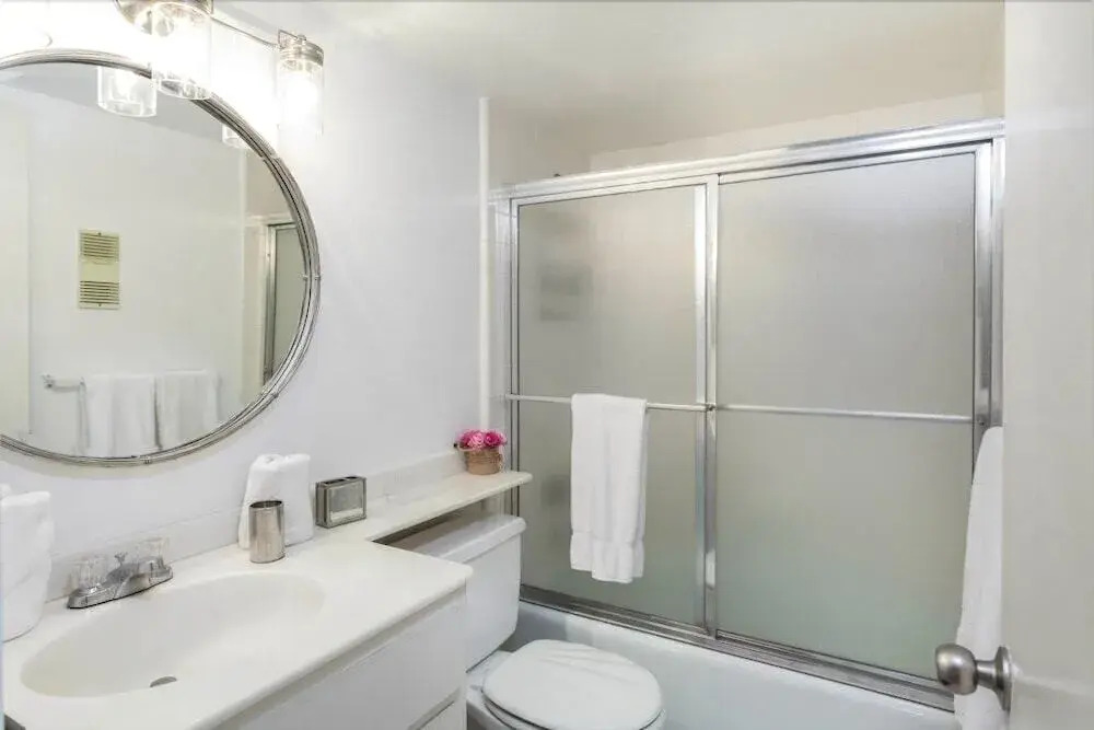 Estero Blvd Condo #259117 2 Bedrooms 2 Bathrooms Condo