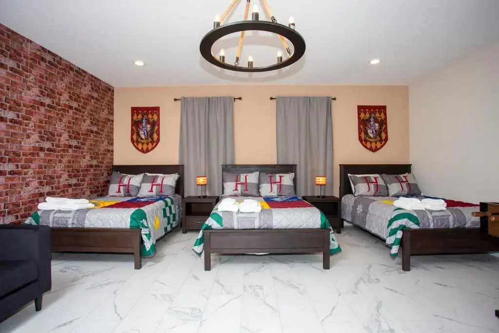Stunning 8 Bd W/ Pool Close To Disney 2887
