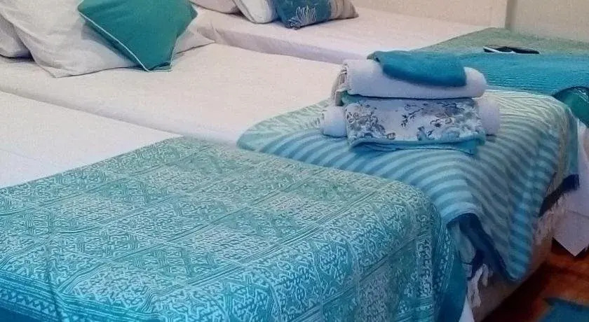 Hostal Rotonda Atenas