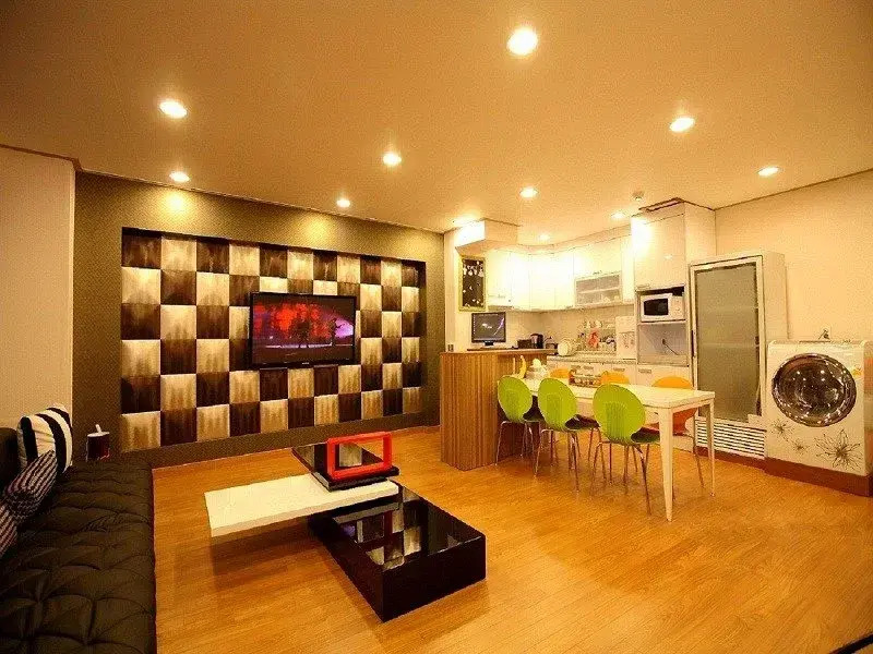 Crystal Guesthouse (гостевой дом для женщин)