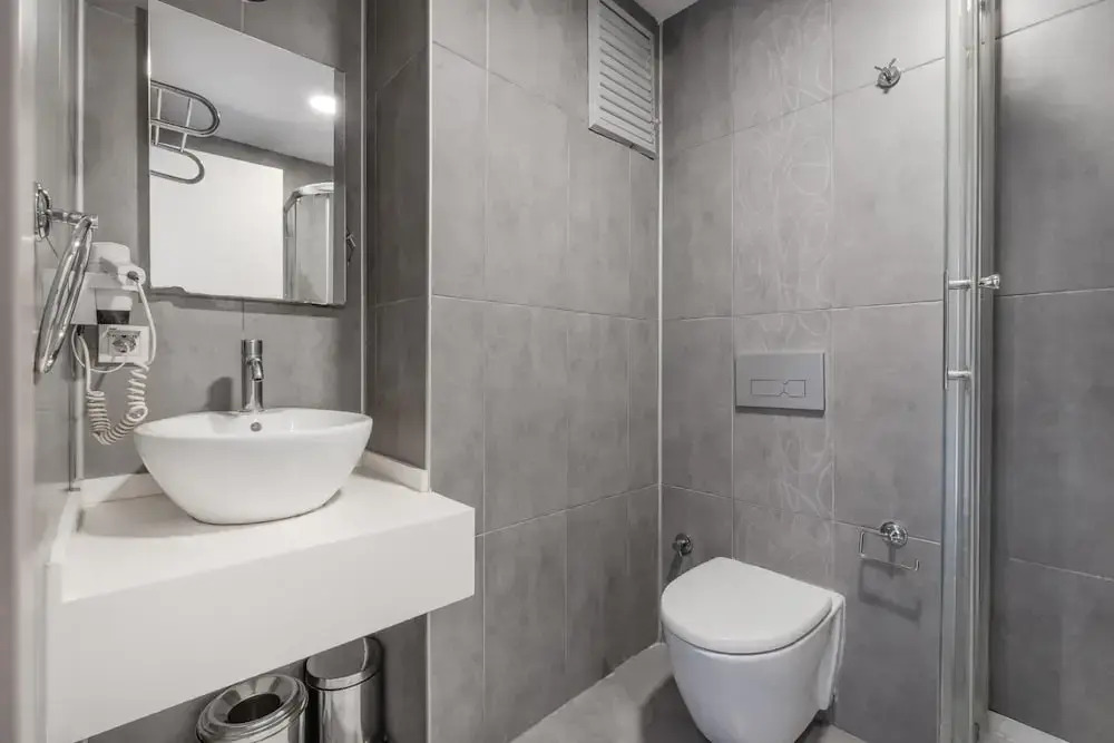 Modern Residence Studio Flat w Balcony in Bagcilar