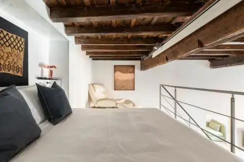 Iflat Art In The Heart Of Rome