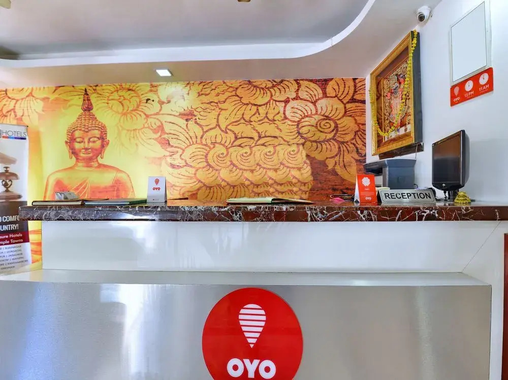 OYO Premium Jaipur Junction