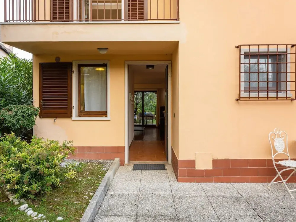 Beautiful Apartment With Scenery Near Lake Garda