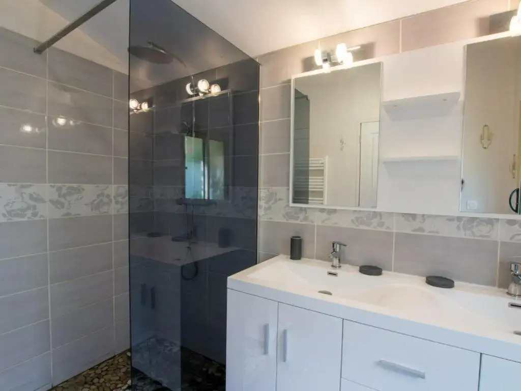 Gite Sainte-Mondane, 4 pièces, 6 personnes - FR-1-616-49