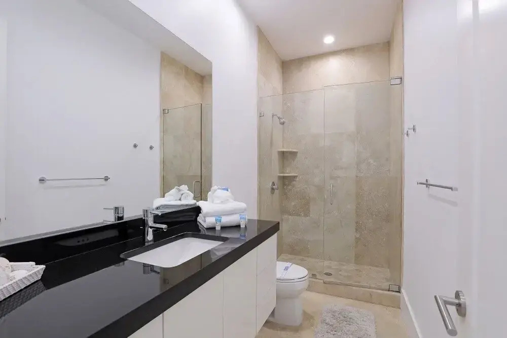 Buttercup Ct. 92, Marco Island Vacation Rental 3 Bedroom Home by Redawning
