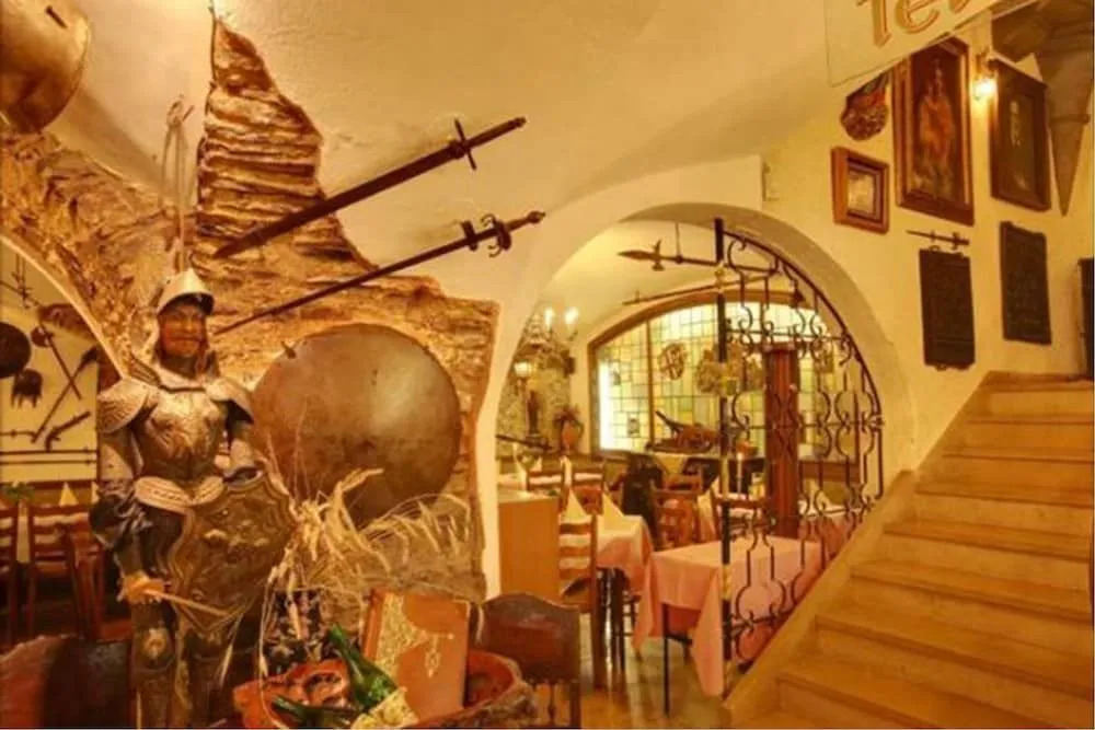 Burg-Hotel & Hostel Cochem