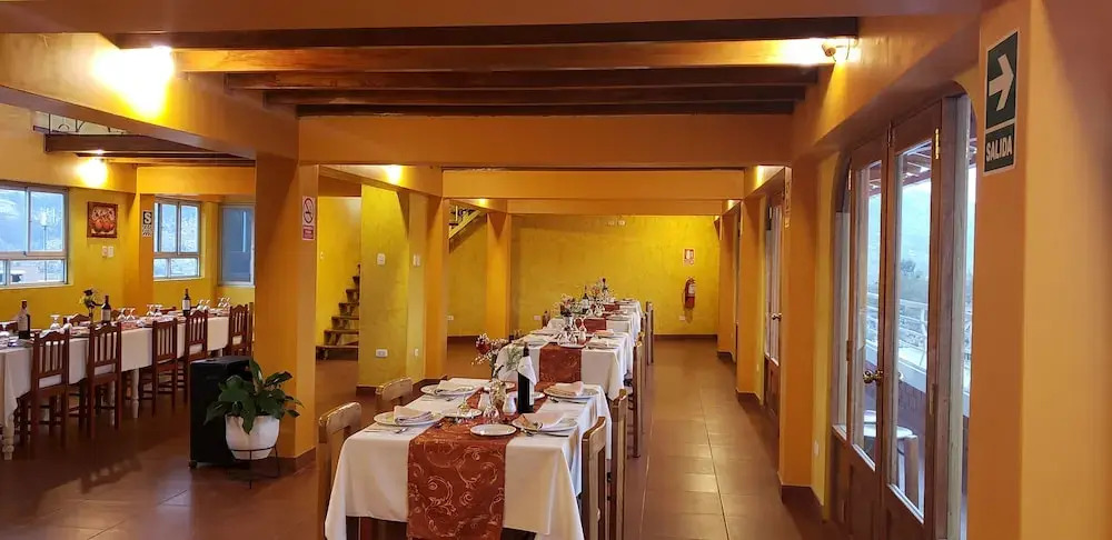 Hotel Morales