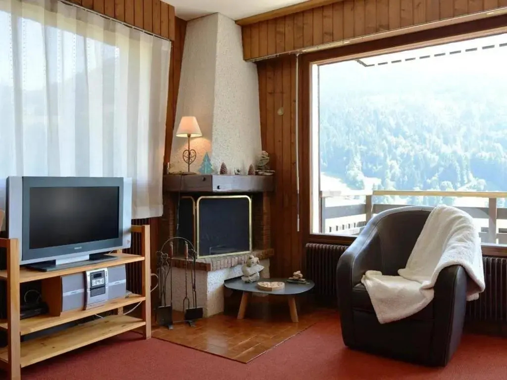 Appartement ensoleillé 3 pièces - 6 pers avec cheminée au Grand Bornand, proche des pistes - FR-1-241-117