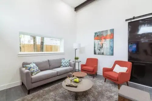 East Downtown Modern Luxury Retreat