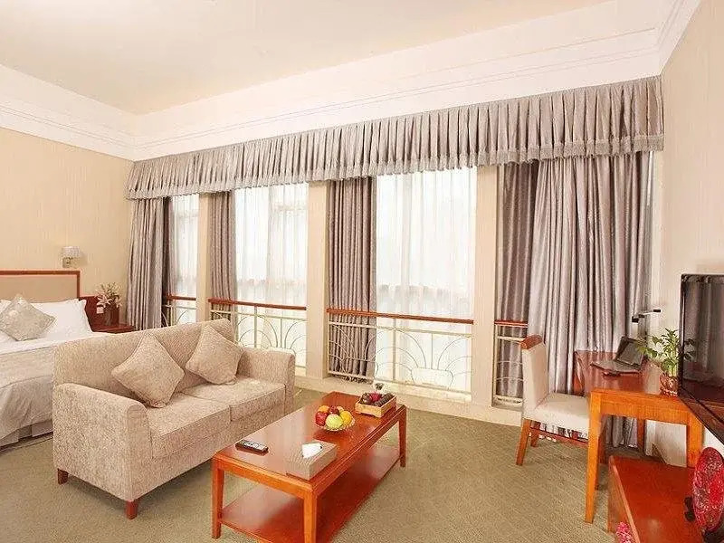 Dolton Grand Source Hotel