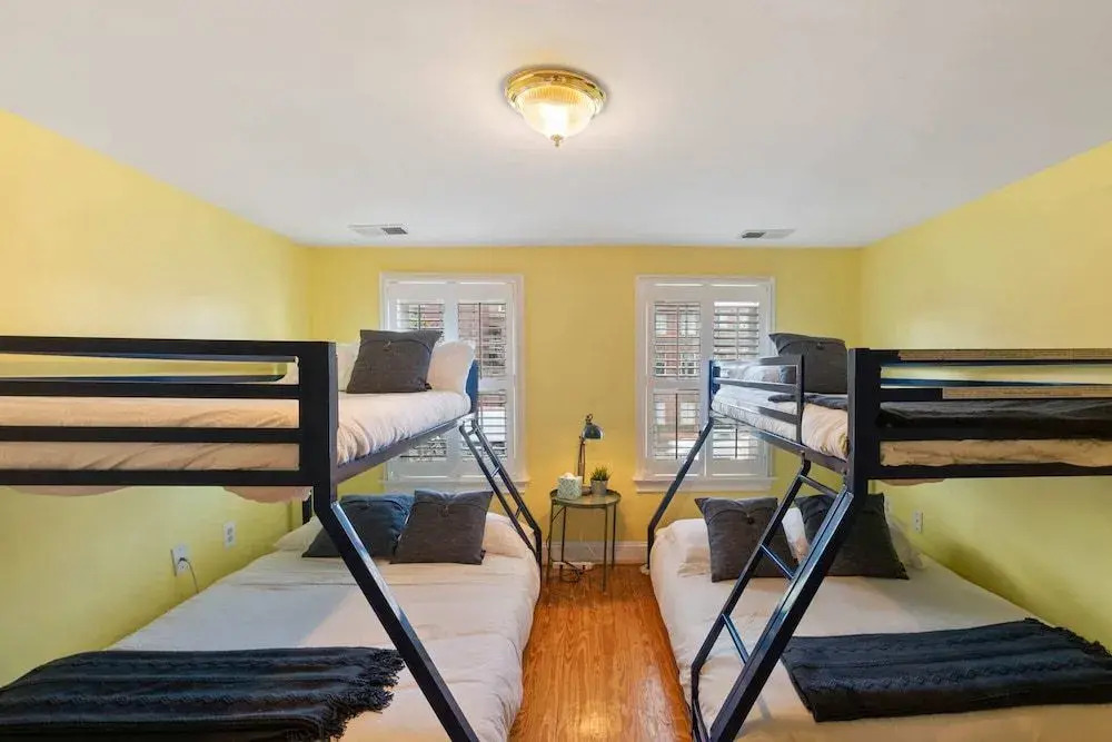 Beautiful & Huge House w/ grill & foosball table by CozySuites