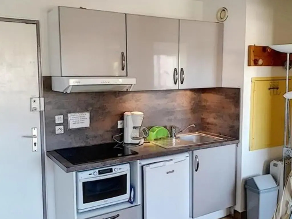 Appartement Bormes-les-Mimosas, 2 pièces, 4 personnes - FR-1-610-61
