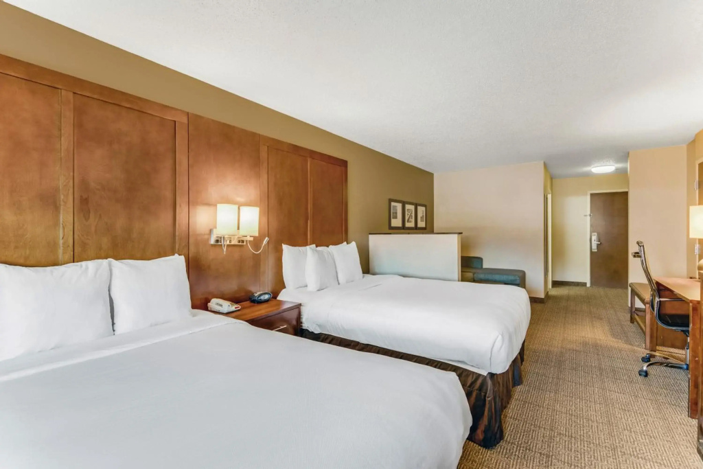 Comfort Suites Huntsville MidCity District at Research Park