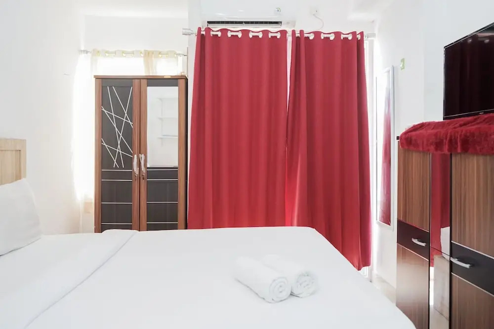 Fully Furnished with Cozy Design Studio Poris 88 Apartment